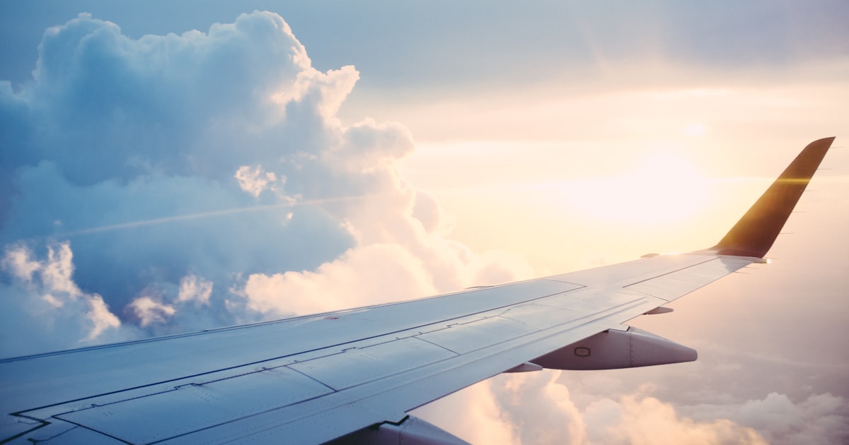 Airport Safety Tips: How to Stay Safe While Traveling Through Airports